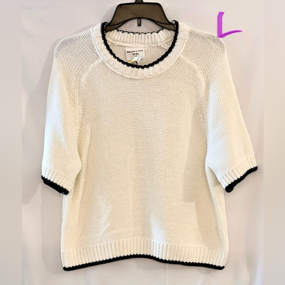 Elegant White and Black Women's Sweater